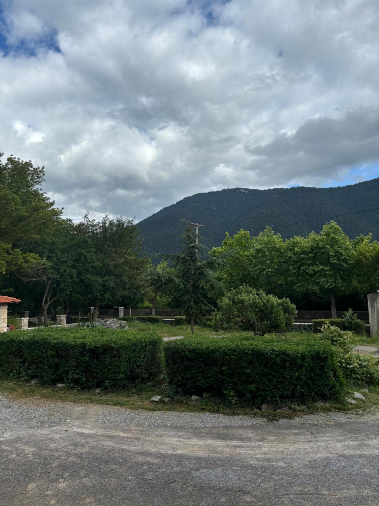 Guesthouse Teloni Vytina Exterior photo