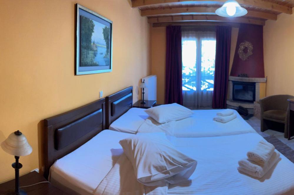 Guesthouse Teloni Vytina Exterior photo