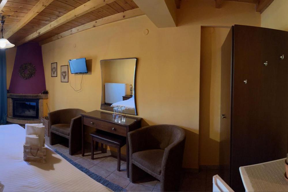 Guesthouse Teloni Vytina Exterior photo