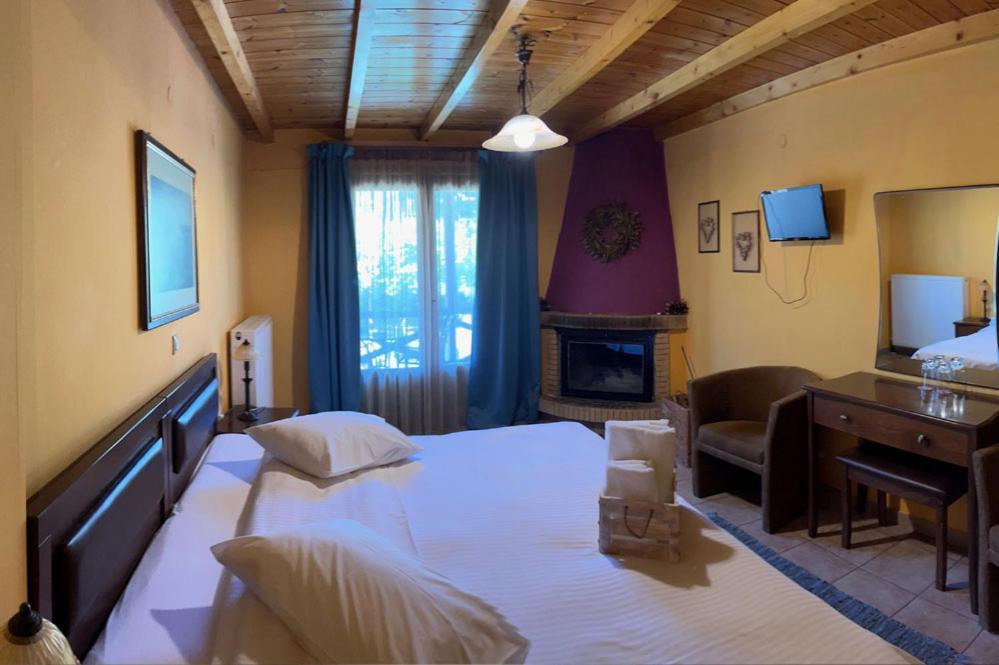 Guesthouse Teloni Vytina Exterior photo