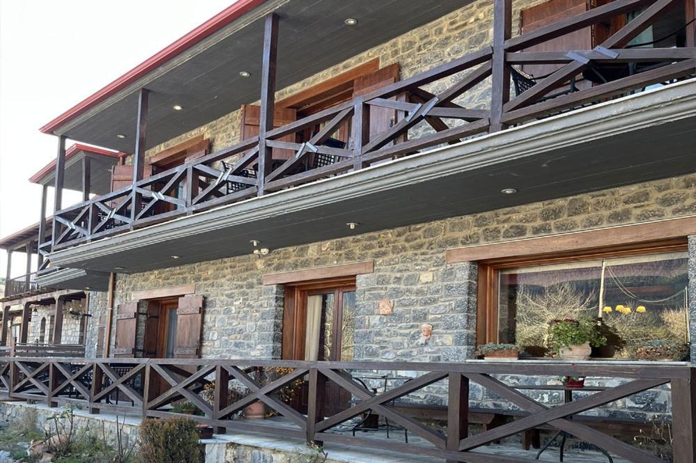 Guesthouse Teloni Vytina Exterior photo